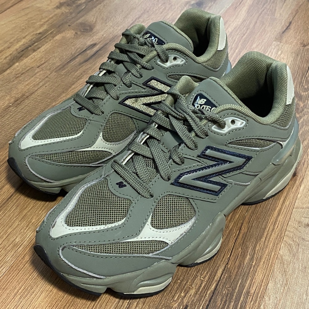 New Balance 9060 Sneakers Olive Green Sage Boy Size 6Y Woman's 7.5
